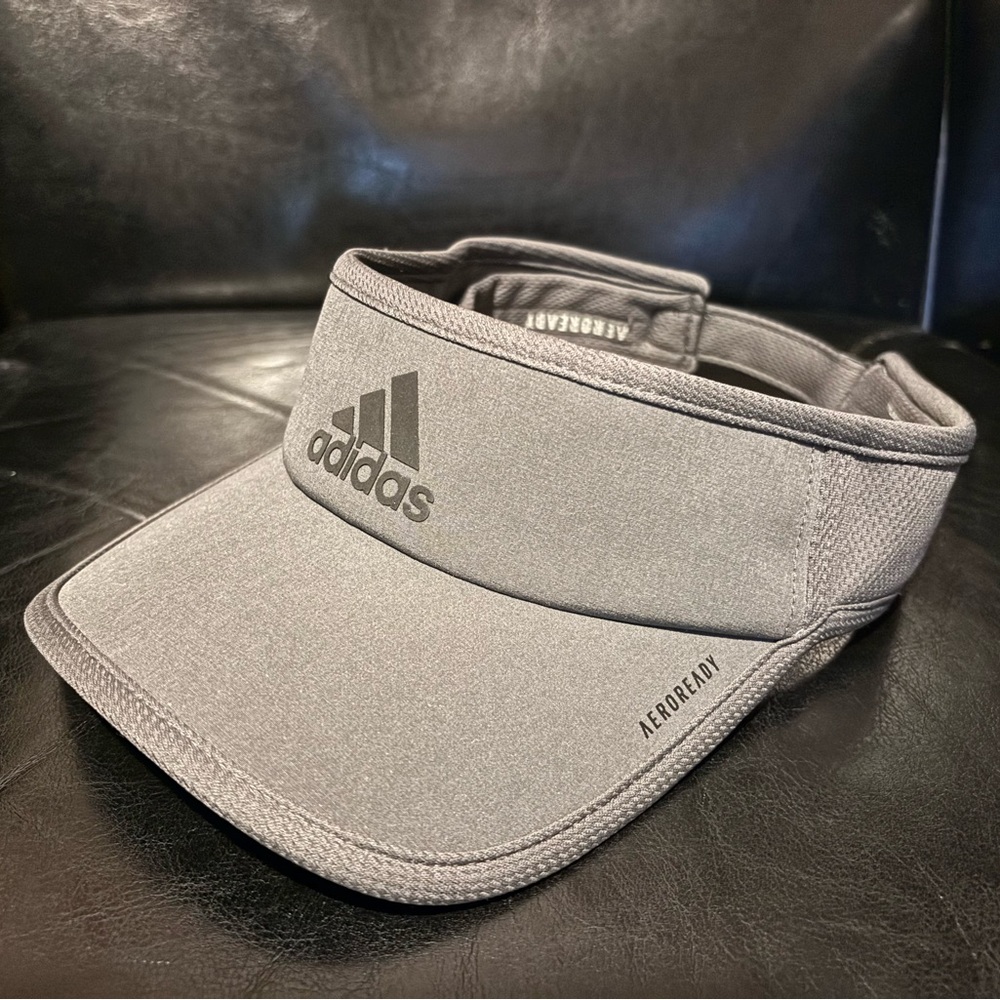 Adidas Grey Vizor adjustable - Men’s (New)